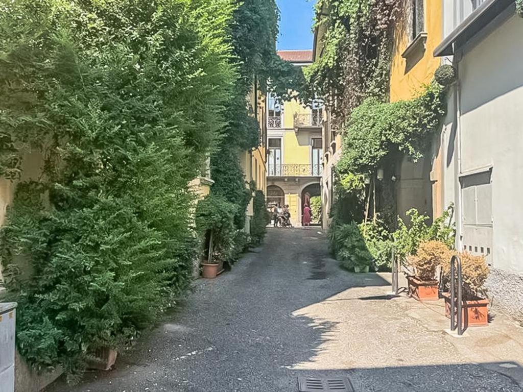 モンツァ Thea - Centro Storico Bed & Breakfast エクステリア 写真