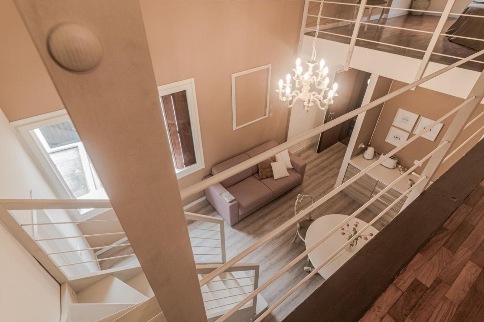 モンツァ Thea - Centro Storico Bed & Breakfast エクステリア 写真