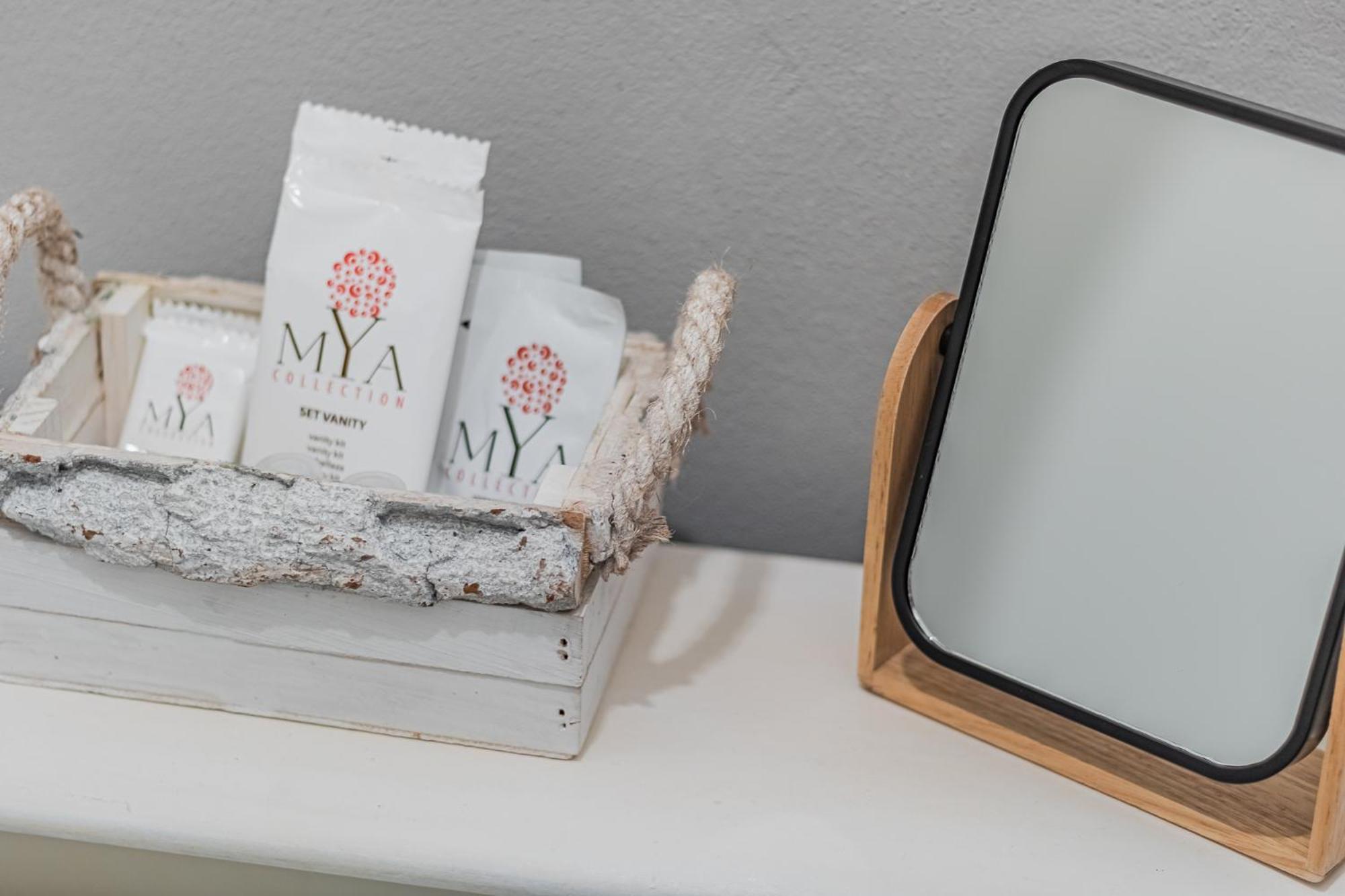モンツァ Thea - Centro Storico Bed & Breakfast エクステリア 写真